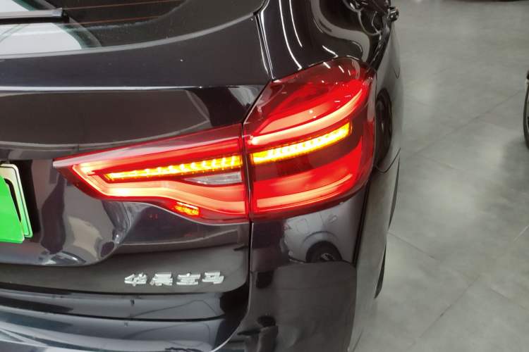 Used BMW iX3 2021 Updated Leading Edition
