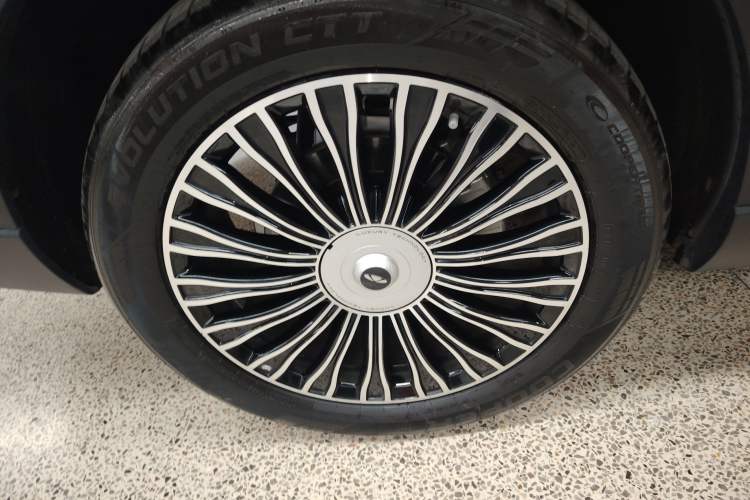 Used Chery Fengyun T9 2024 120 Long-Range Flagship Version 7 Seats Ternary Lithium Right Rear Wheel Hub