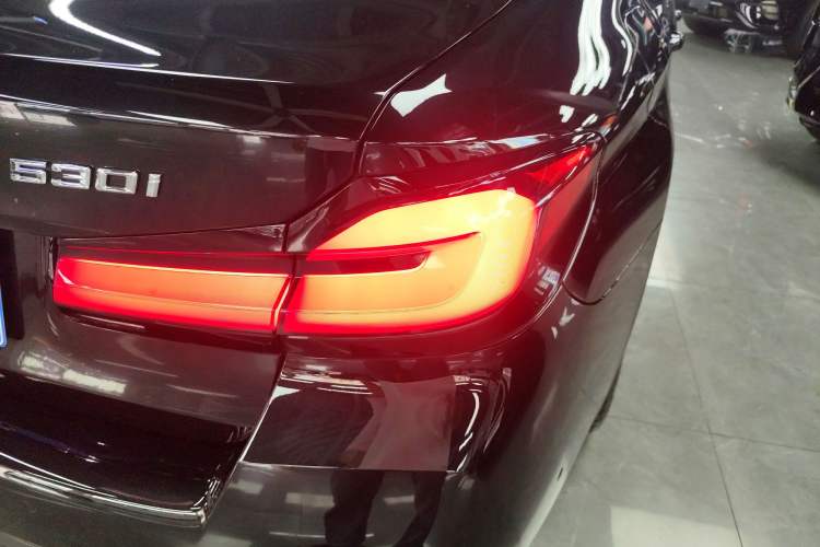 Used BMW 5 Series 2021 530i M Sport Package Right Rear Taillight