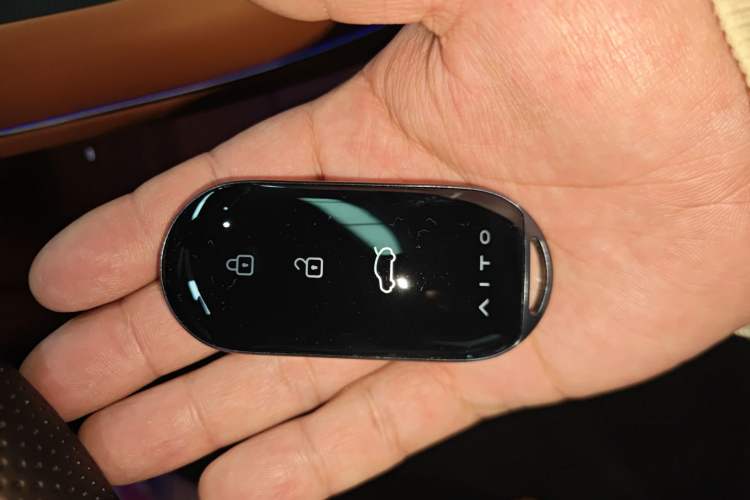 Used Hima AITO M7 2024 1.5T Intelligent Drive 4WD Ultra Version 5 Seats Vehicle Key