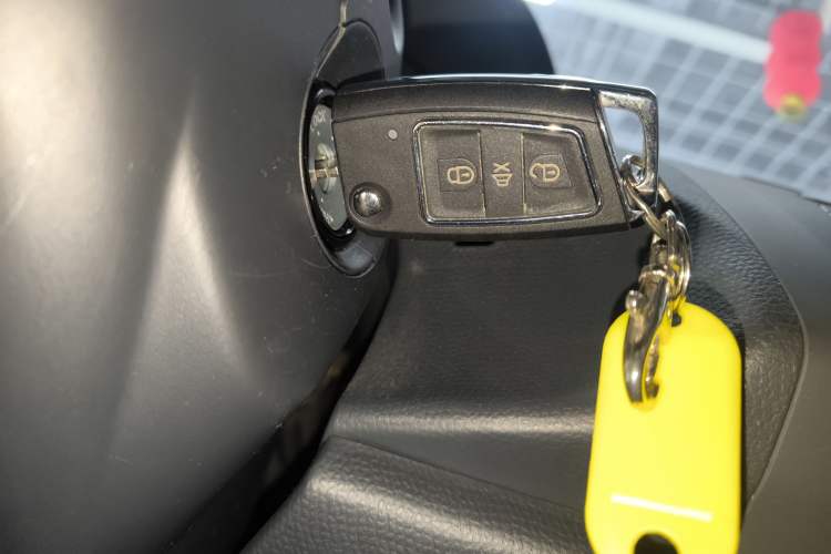 Used Suzuki Swift 2014 1.5L Automatic Fashion Edition
