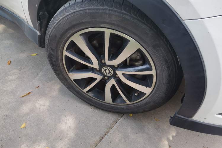 Used Dongfeng Fengon 580 2017 1.5T CVT Luxury Model
