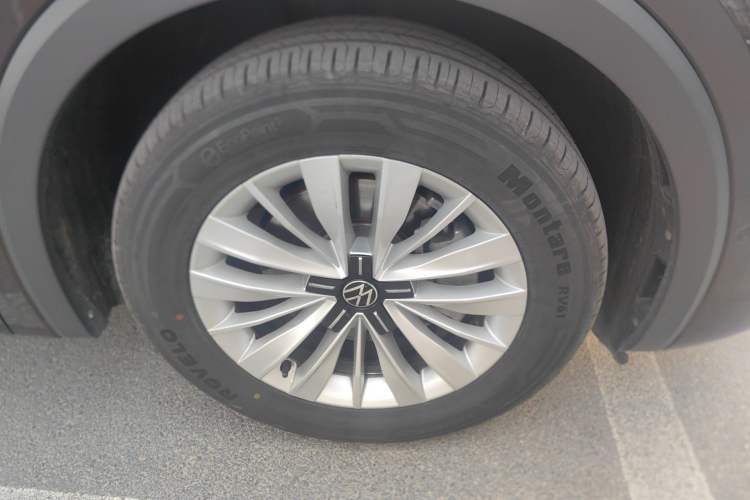 Used Volkswagen Viloran 2020 330TSI Business Edition Right Front Wheel Hub