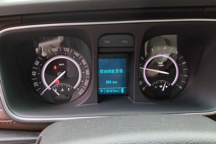 Used Buick GL8 2018 28T Luxury Model China VI Standard