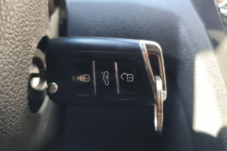 Used Volkswagen C-TREK 2018 230TSI DSG Comfort Model