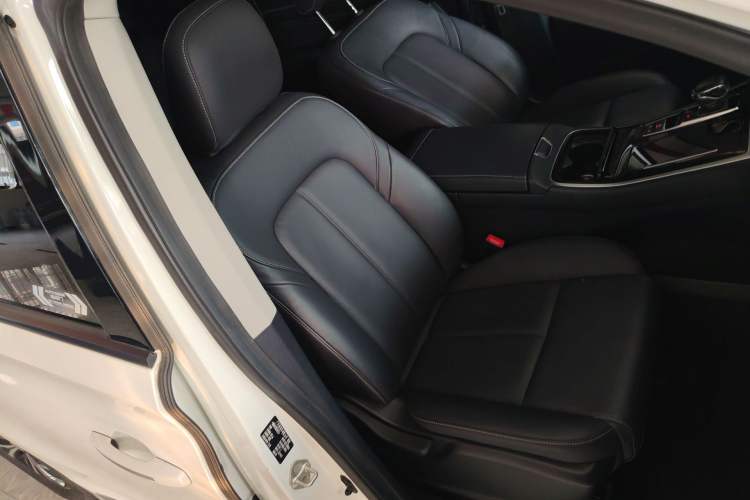 Used GAC Trumpchi M8 2021 Lingxiu Series 390T Deluxe Edition
