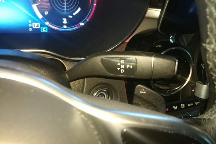 Used Mercedes-Benz GLC Coupe 2020 GLC 260 4MATIC Coupe SUV Gear Lever