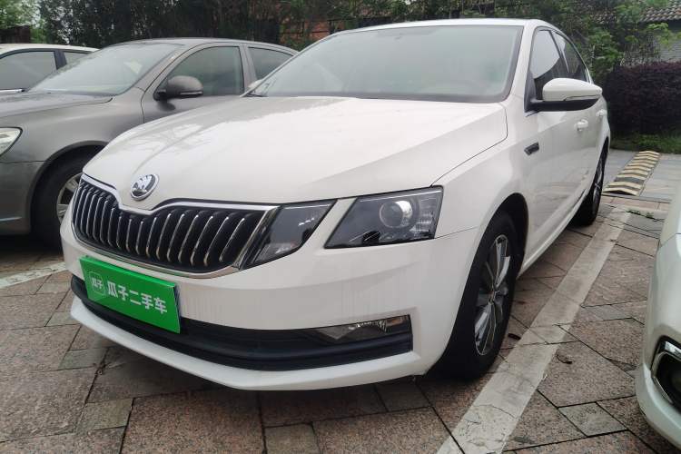 Used Skoda Octavia 2018 1.6L Automatic Comfort Edition