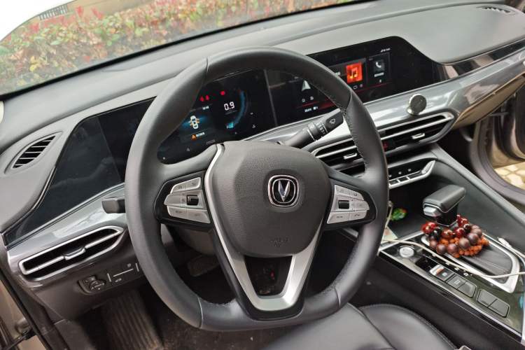 Used Changan Eado 2020 PLUS Blue Whale NE 1.4T GDI DCT Prestige Model
