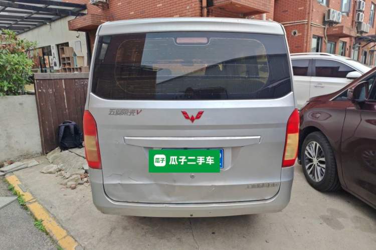 Used Wuling Rongguang V 2015 1.5L Base Version