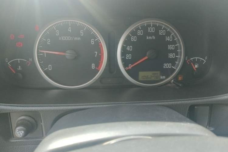 Used Haval H3 2010 Ruiyi Edition 2.0L Luxury Model Odometer Close Up