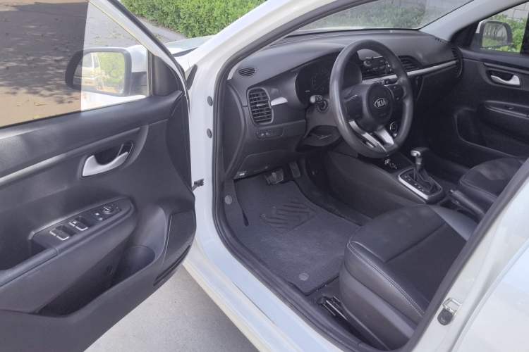 Used Kia K2 2017 Sedan 1.4L Automatic GLS Driver Seat