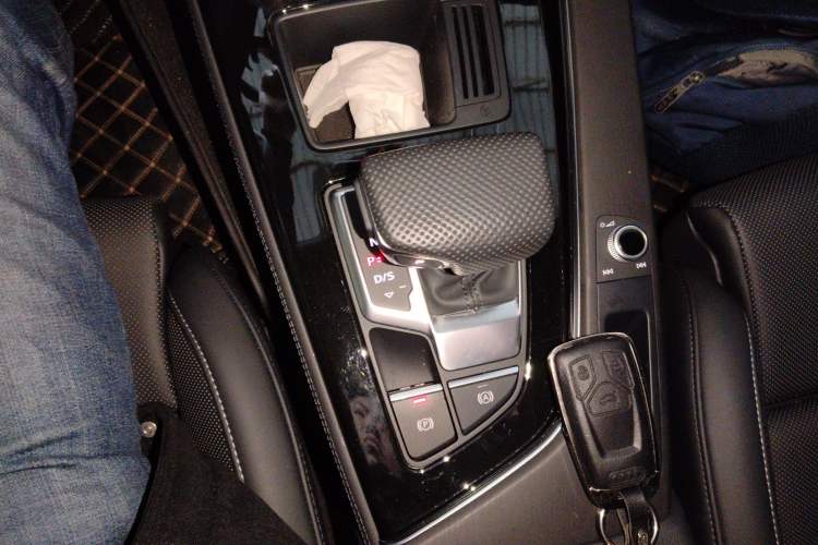 Used Audi A4L 2024 40 TFSI Luxury Dynamic Edition