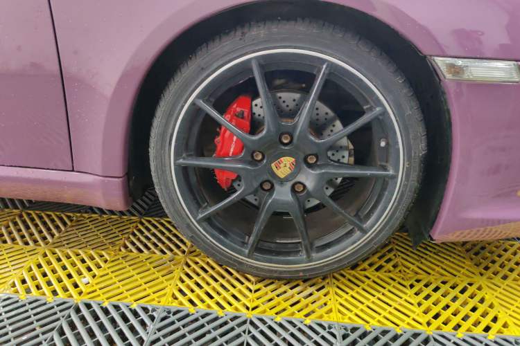 Used Porsche Boxster 2011 Boxster Black Edition 2.9L Right Front Wheel Hub