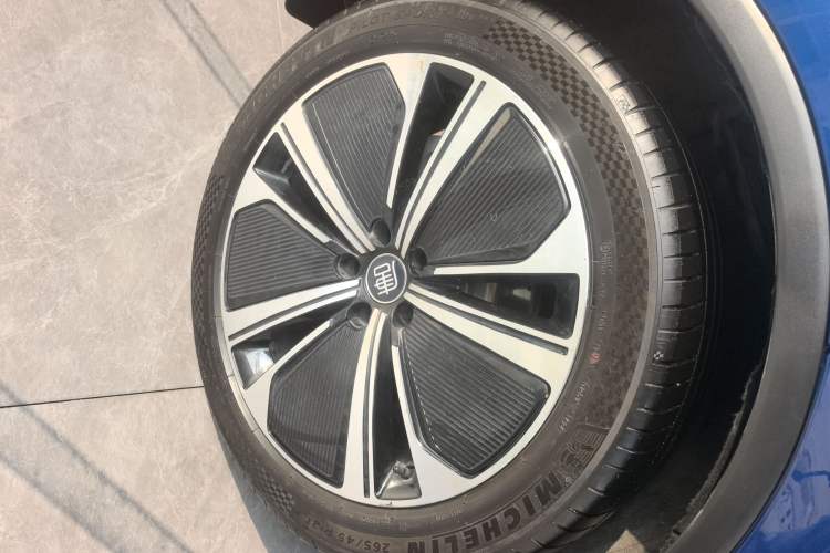 Used BYD Tang New Energy 2022 EV 635 km All-Wheel-Drive Flagship Model