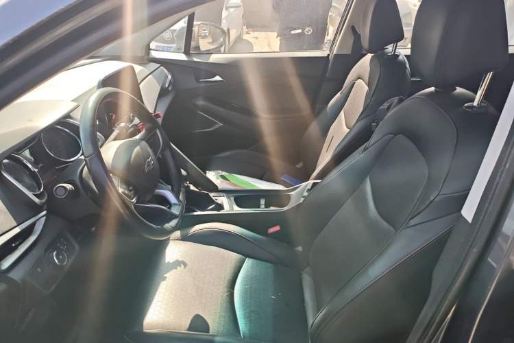 Used Chevrolet Orlando 2020 Light Hybrid Redline 530T Automatic Enjoyment Edition (5+2 Models)