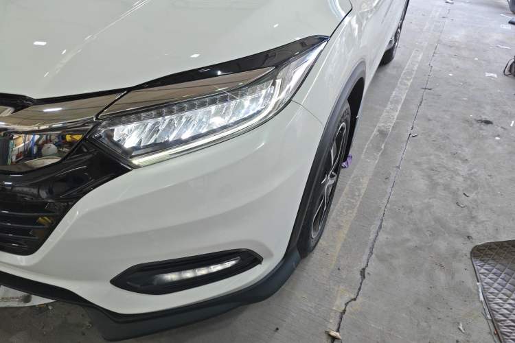 Used Honda Vezel 2020 1.5L CVT Luxury Edition
