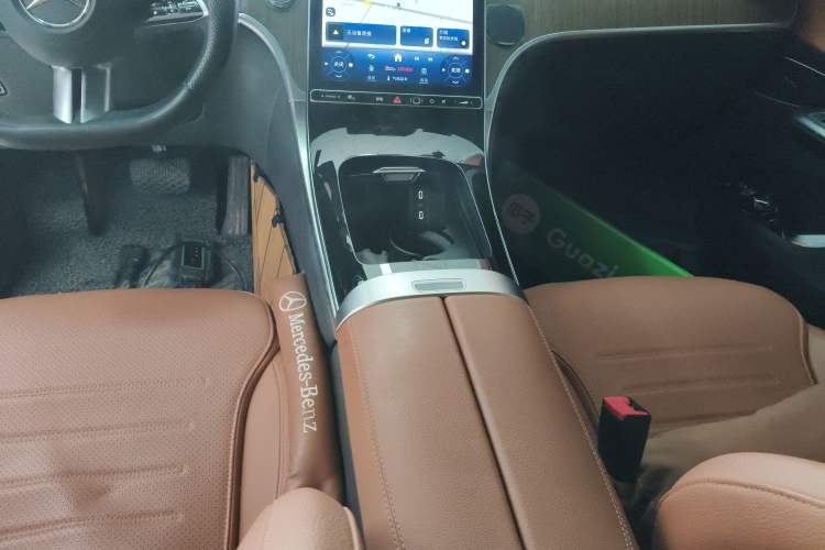 Used Mercedes-Benz GLC 2024 Refreshed GLC 300 L 4MATIC Dynamic Version 5 Seats