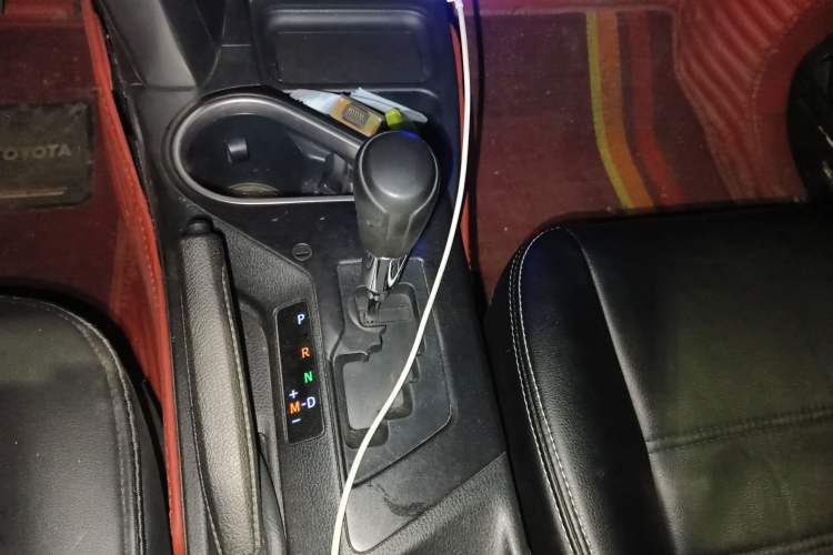 Used Toyota RAV4 2016 2.0L CVT Two-Wheel Drive Fashion Edition China V Standard