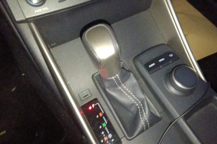 Used Lexus IS 2013 250 Leading Edition
