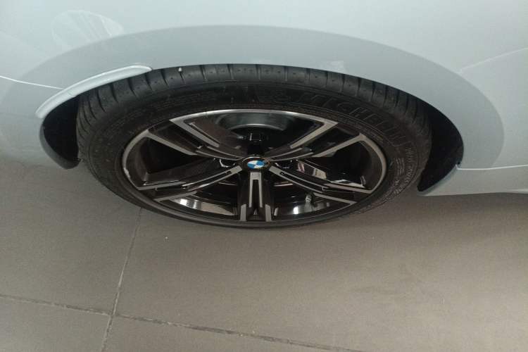 Used BMW 4 Series 2023 425i M Sport Package Exterior 5