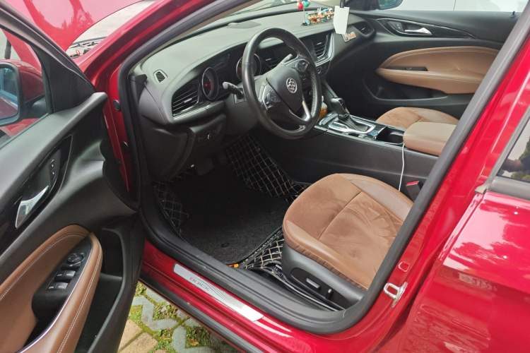 Used Buick Regal 2017 20T Luxury Model Driver Seat