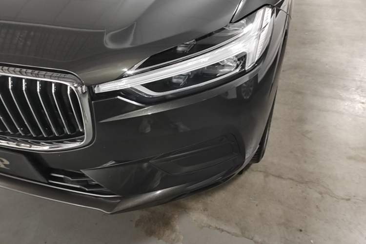 Used Volvo XC60 2019 T5 4x4 Smart Edition China VI Standard