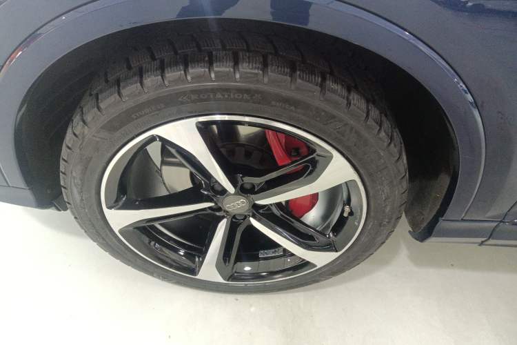 Used Audi Q7 2021 55 TFSI quattro S line Sport model