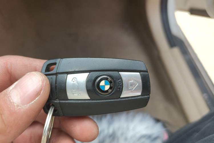 Used BMW X1 2010 sDrive18i Luxury Model