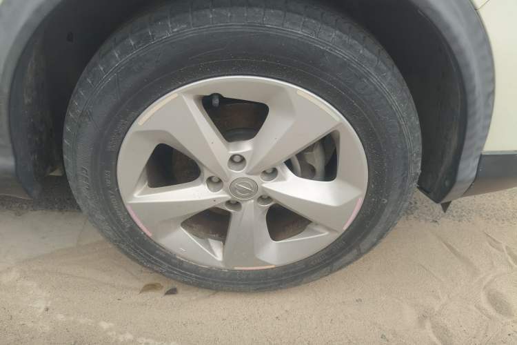 Used Nissan Qashqai 2021 2.0L CVT Smart Enjoyment Version Right Front Wheel Hub