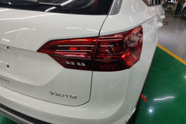 Used Volkswagen Tayron 2021 330TSI Two-Wheel Drive Luxury Smart Connectivity Version
