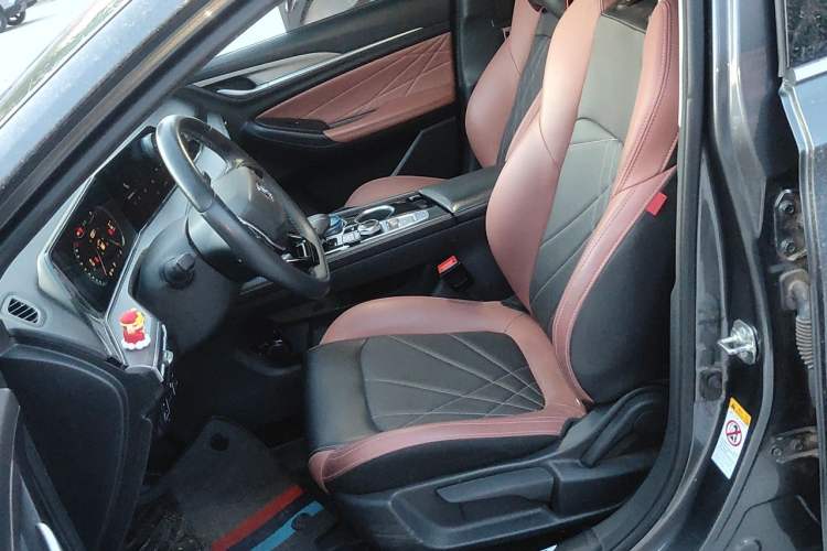 Used CHANGAN Eado 2023 Changan Edition PLUS Blue Whale NE 1.4T GDI DCT Prestige Version
