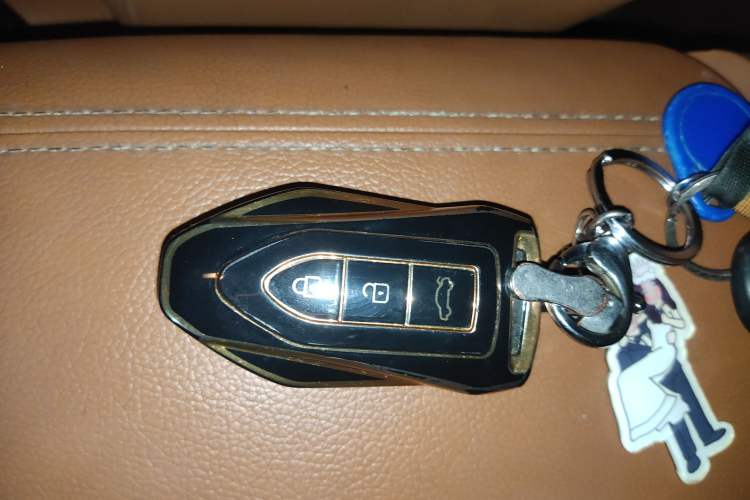 Used Zotye SR9 2017 2.0T Automatic Ultimate Light Edition