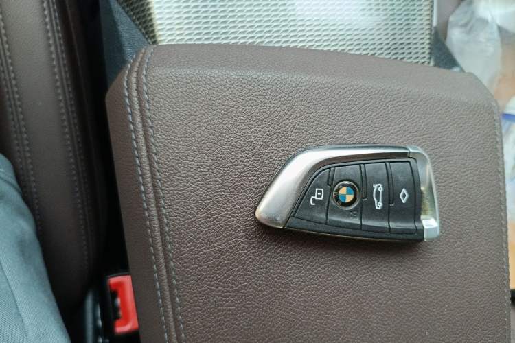 Used BMW 3 Series 2020 325i M Sport Night Edition package Vehicle Key