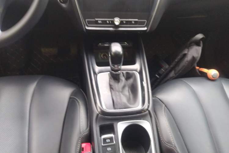 Used Roewe i5 2019 1.5L Automatic 4G Connected Langhao Edition
