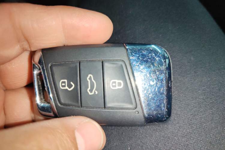 Used Volkswagen Magotan 2020 330TSI DSG Leading Model
