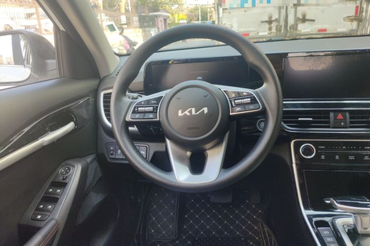 Used Kia Seltos 2026 1.5L IVT Luxury Edition
