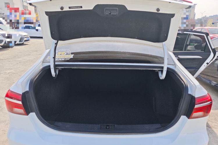 Used Roewe i6 2018 20T Automatic Flagship Edition