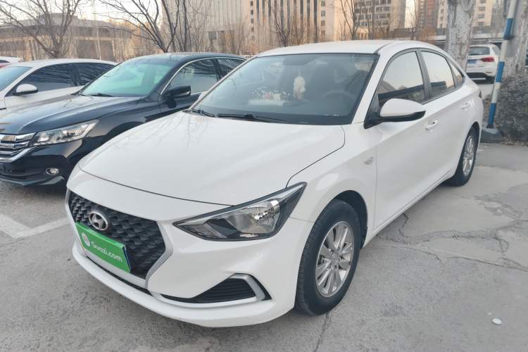 Used Hyundai Celesta 2020 1.6L Automatic GL Enjoyable Edition