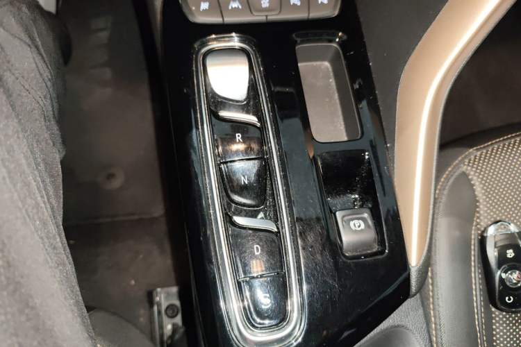 Used Buick Velite 7 2020 652E Connected Smart Car