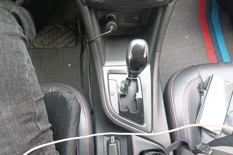 Used Chery Arrizo 5 2016 1.5L CVT Lingrui Edition Gear Lever