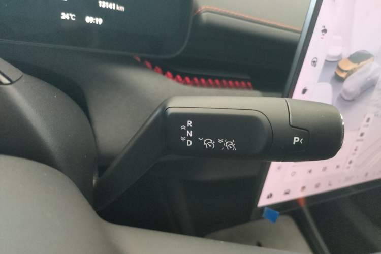 Used Zeekr 007 2025 Four-Wheel-Drive Performance Version 100 kWh
