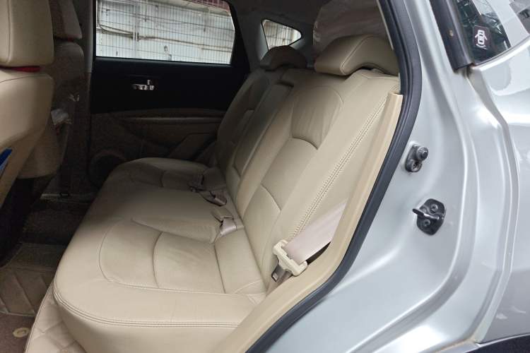 Used Nissan Qashqai 2011 2.0 XV Lea CVT 2WD
