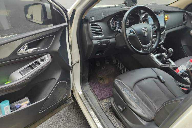 Used Baojun 560 2016 1.5T Manual Luxury Model