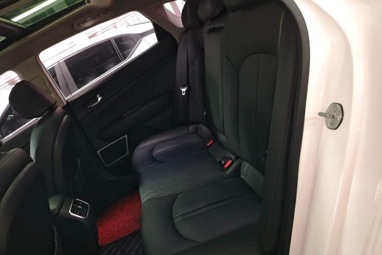 Used Kia K5 2016 1.6T Automatic LUX
