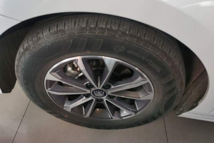 Used BYD Qin PLUS 2024 HONOR Edition DM-i 55KM Leading Model