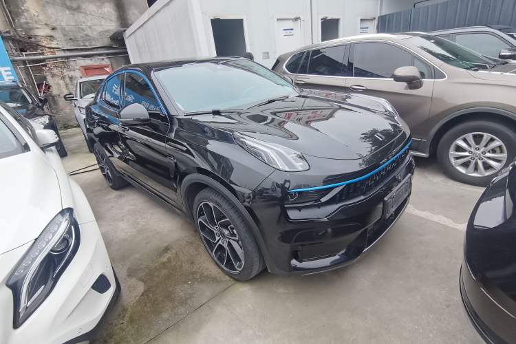 Used Lynk & Co 05 2020 2.0TD Two-Wheel Drive Shine Halo
