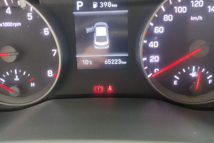 Used Hyundai Elantra (6th Generation / Lingdong) 2019 1.5L CVT ZhiXuan – Elite Version Odometer Close Up