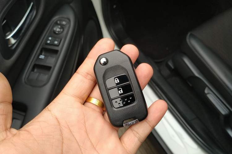 Used Honda Vezel 2019 1.5L CVT Pioneer Edition China VI Vehicle Key