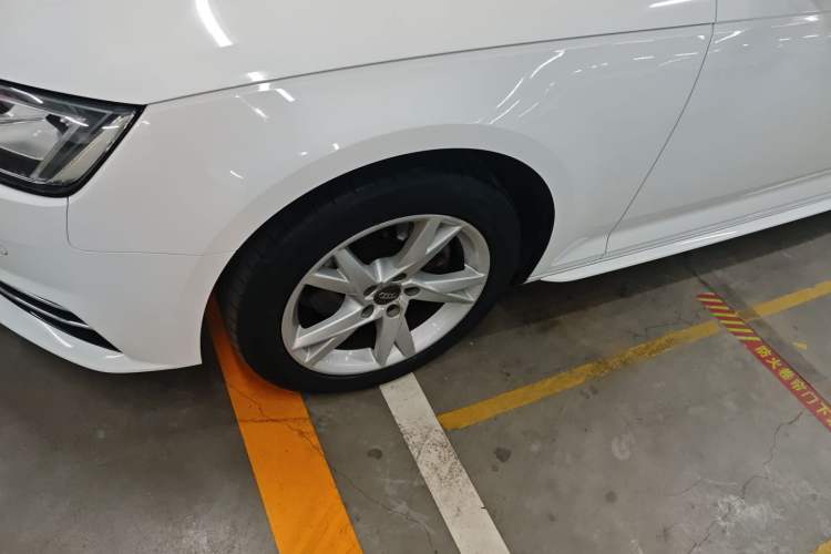 Used Audi A4L 2018 30th Anniversary Edition 40 TFSI Trendy Model